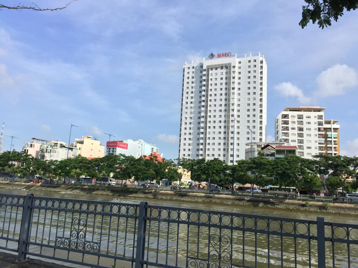 Sky Center Hostel Ho Chi Minh City Exterior photo